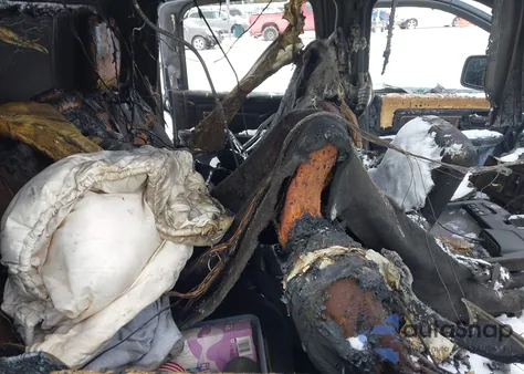 2018 Ram 1500 Sport 4X2 5'7 Box из США, поврежденный, VIN 1C6RR6MT4JS127013